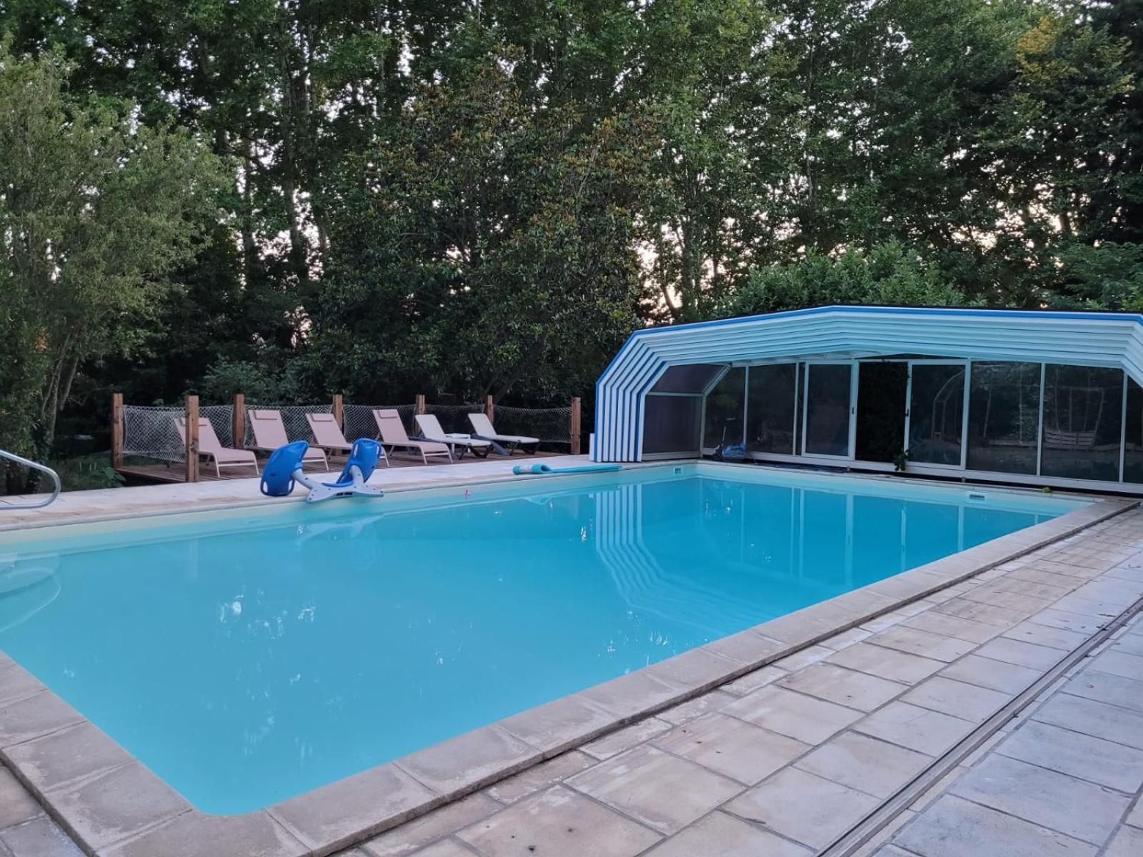 Appartement Cecile - Campagne Avec Piscine Commune - Eyragues Exterior photo